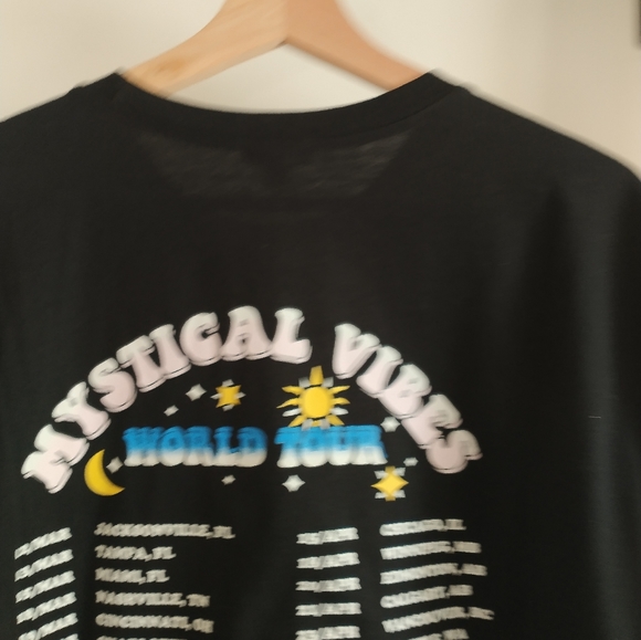 Cult Favorite Festival Graphic T Shirt Women's Oversized Small Mystic Vibes - Picture 9 of 10